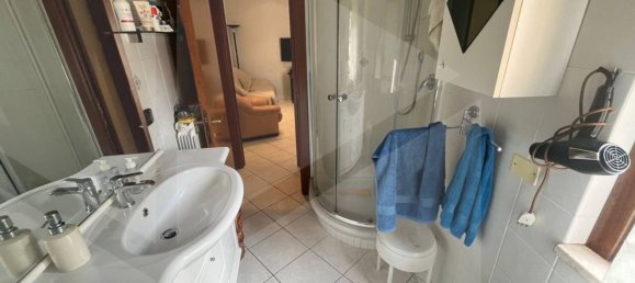 3 rooms Apartment in Termoli, Italy No. 26186 10