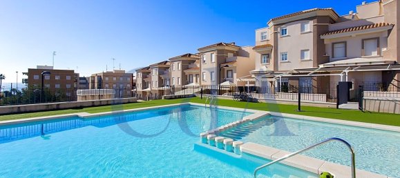 Bungalow de 3 dormitorios en Santa Pola, Spain No. 5506 13