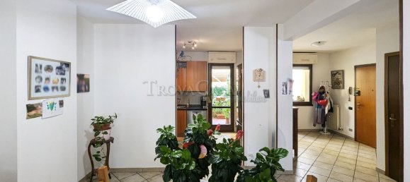6 rooms Apartment in Fidenza, Italy No. 276309 2