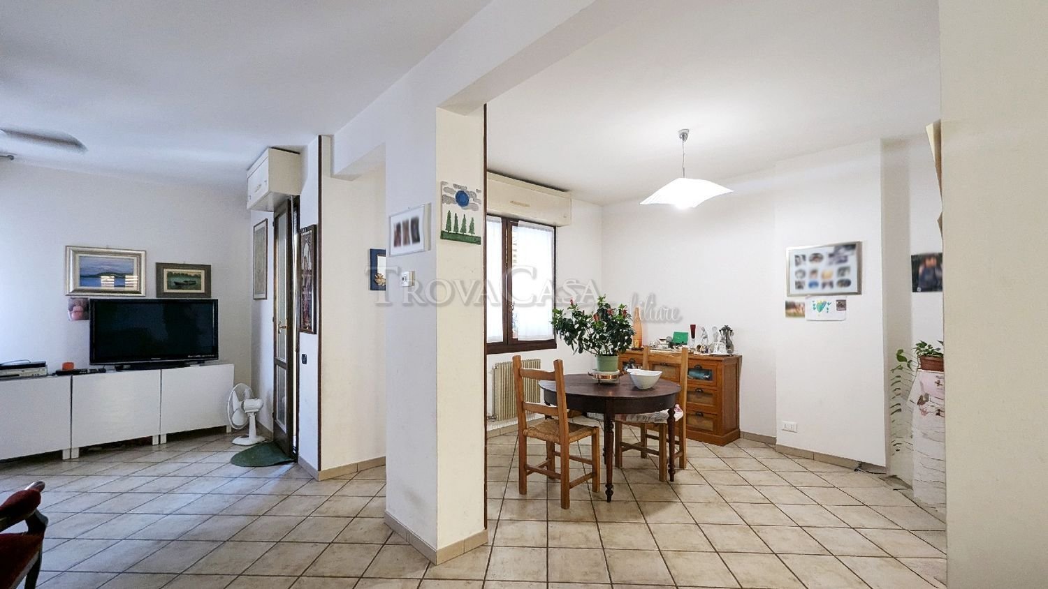 6 rooms Apartment in Fidenza, Italy No. 276309