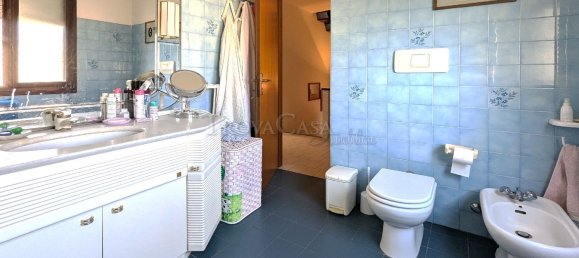 6 rooms Apartment in Fidenza, Italy No. 276309 9
