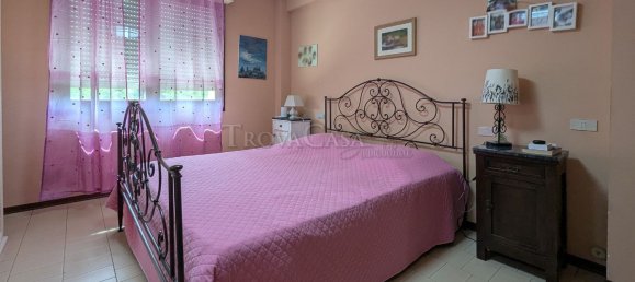 6 rooms Apartment in Fidenza, Italy No. 276309 13