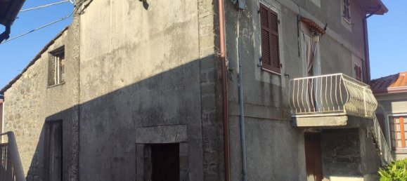 4 rooms House in Licciana Nardi, Italy No. 145617 8