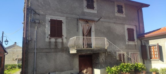 4 rooms House in Licciana Nardi, Italy No. 145617 7