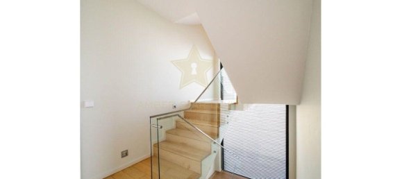 Дом с 3 спальнями в Мадалена, Португалия № 18063 10