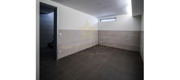 Дом с 3 спальнями в Мадалена, Португалия № 18063 20