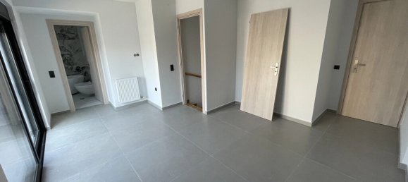 3 bedrooms Property in Vyronas, Greece No. 3064 10