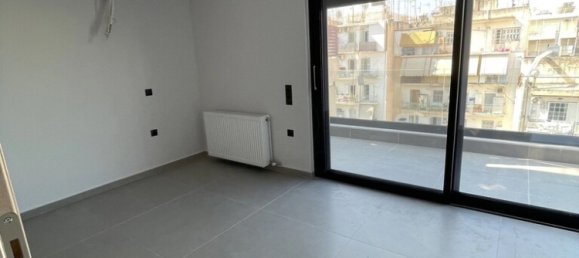 3 bedrooms Property in Vyronas, Greece No. 3064 7