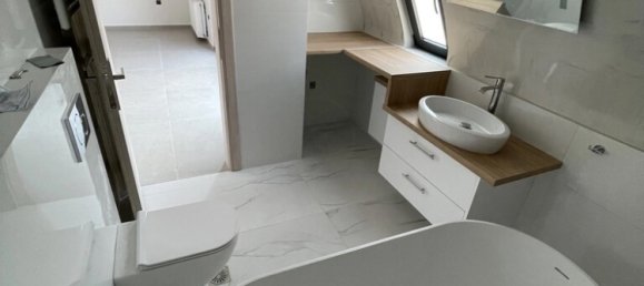 3 bedrooms Property in Vyronas, Greece No. 3064 8