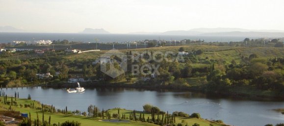 5 bedrooms Villa in Malaga, Spain No. 22758 2