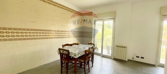 4 bedrooms Apartment in Caltanissetta, Italy No. 311634 8