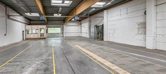 2763m² Warehouse in Wels, Austria No. 124300 2