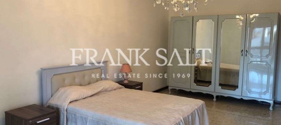 4 bedrooms House in Zebbug, Malta No. 11212 8