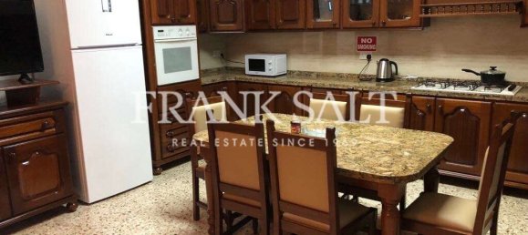 4 bedrooms House in Zebbug, Malta No. 11212 5