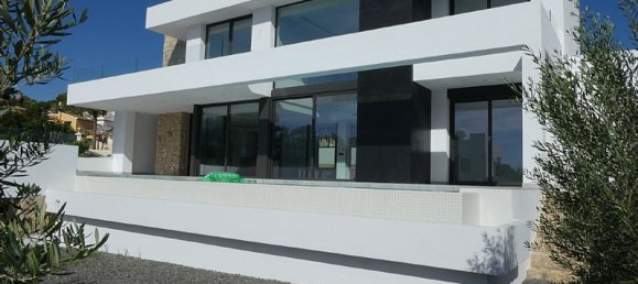 3 bedrooms Villa in Moraira, Spain No. 4457 2