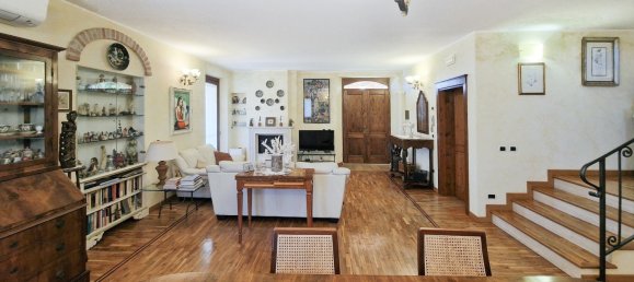 Вилла с 3 спальнями в Сант Эльпидио а Маре, Италия № 290960 4