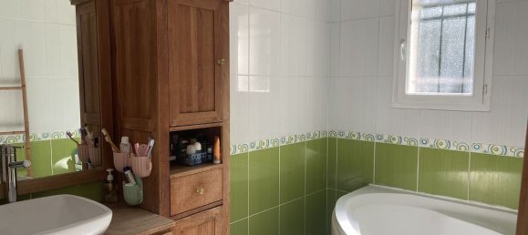 3 bedrooms House in Loire, France No. 341933 11