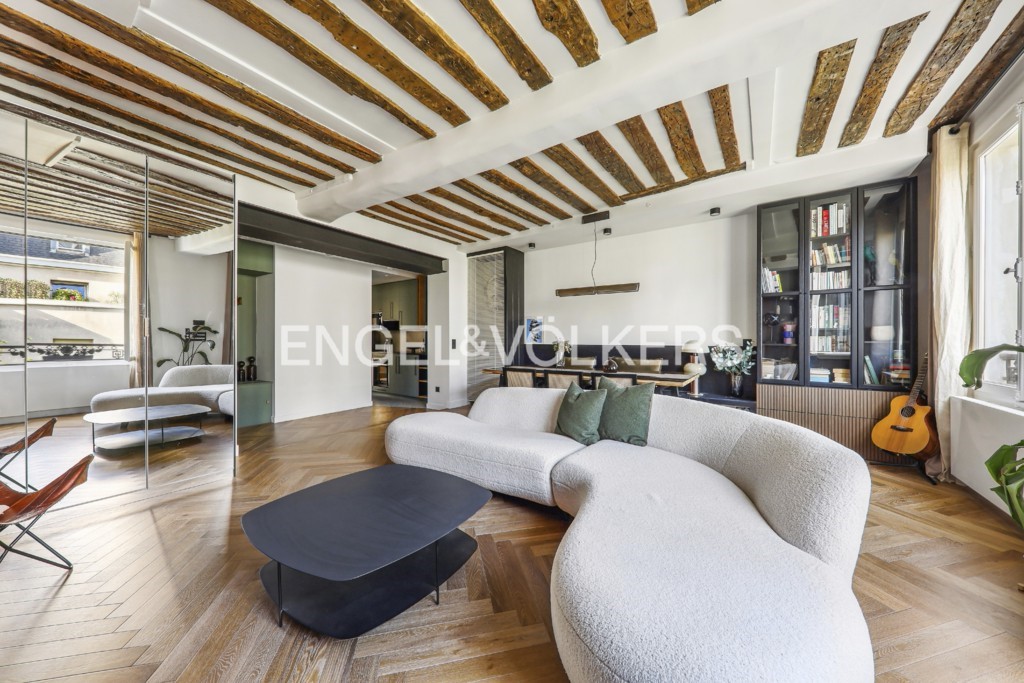 Apartamento de 2 dormitorios en Paris, France No. 178451