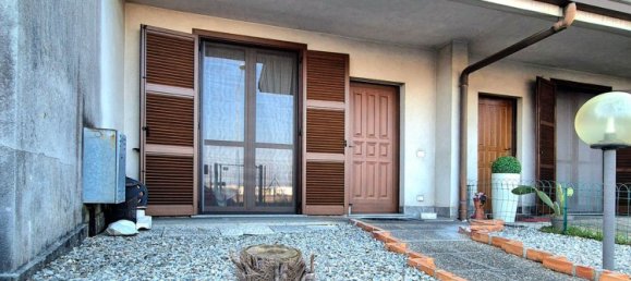 4 rooms House in Cesano Maderno, Italy No. 11769 3