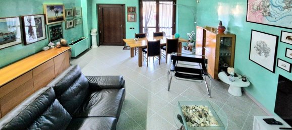4 rooms House in Cesano Maderno, Italy No. 11769 55