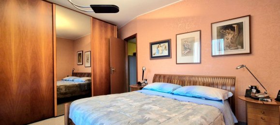 4 rooms House in Cesano Maderno, Italy No. 11769 59