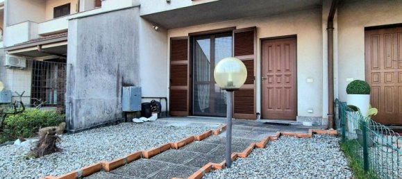 4 rooms House in Cesano Maderno, Italy No. 11769 6