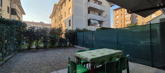 4 rooms House in Cesano Maderno, Italy No. 11769 43