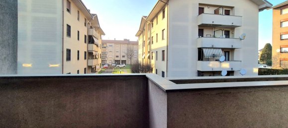 4 rooms House in Cesano Maderno, Italy No. 11769 63