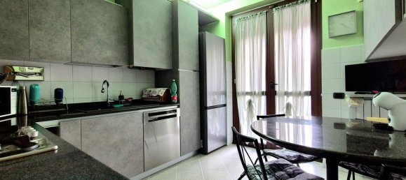 4 rooms House in Cesano Maderno, Italy No. 11769 27