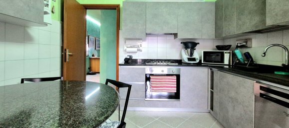 4 rooms House in Cesano Maderno, Italy No. 11769 30