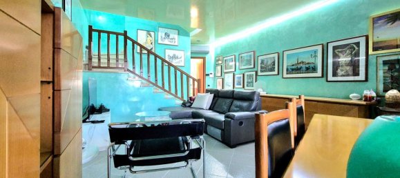 4 rooms House in Cesano Maderno, Italy No. 11769 17