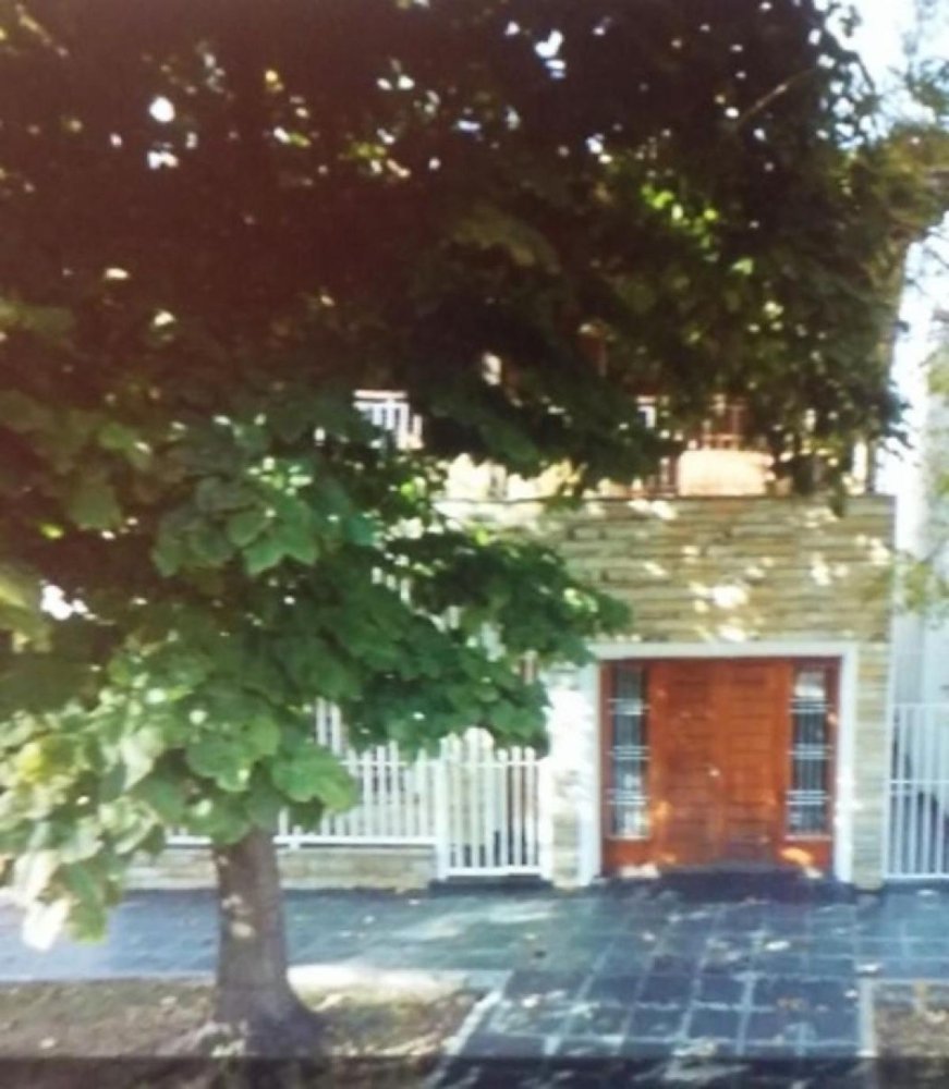 4 Schlafzimmer Haus in Lomas de Zamora, Argentina, Nr. 71562