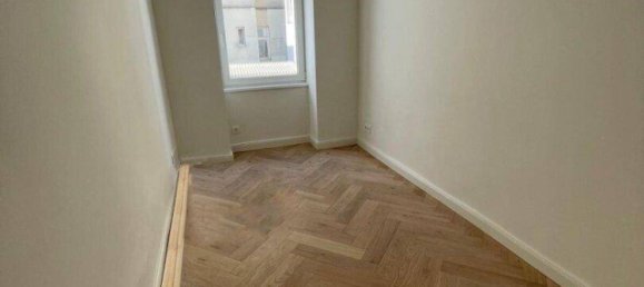 2 rooms Apartment in Favoriten, Austria No. 104510 8