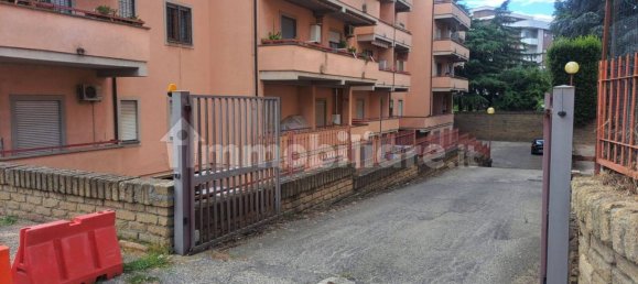  مرآب في Viterbo, Italy 36متر مربع رقم 267080 9