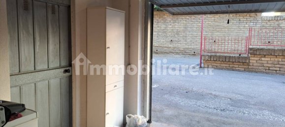  مرآب في Viterbo, Italy 36متر مربع رقم 267080 5