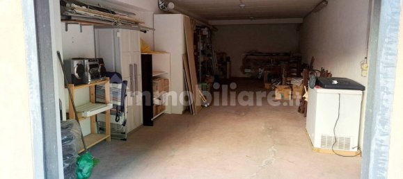  مرآب في Viterbo, Italy 36متر مربع رقم 267080 3