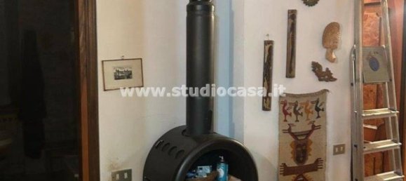 3 bedrooms Villa in Lurano, Italy No. 6753 9