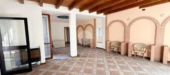Propiedad comercial en Romano di Lombardia, Italy 120 m² No. 359066 5