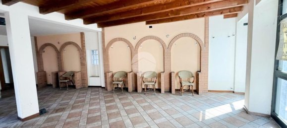Propiedad comercial en Romano di Lombardia, Italy 120 m² No. 359066 6