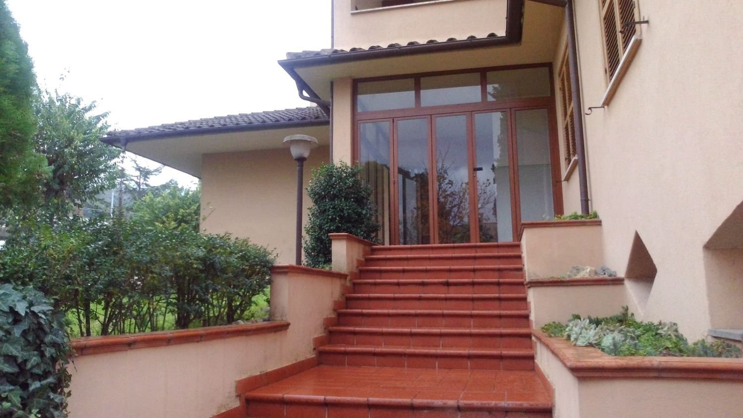 Apartamento de 4 dormitorios en Terni, Italy No. 320037