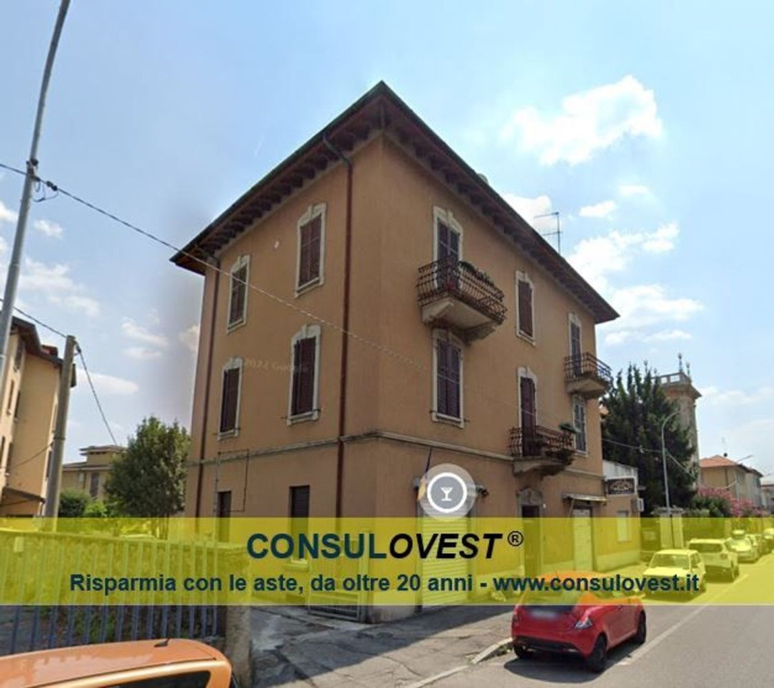 3 rooms Apartment in Como, Italy No. 258612