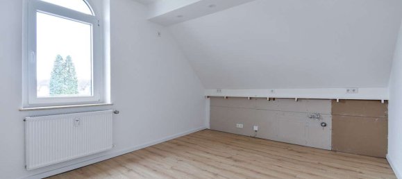 12-salle Bâtiment à Solingen, Germany No. 112373 54