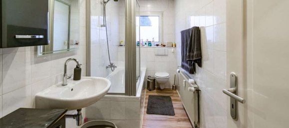 12-salle Bâtiment à Solingen, Germany No. 112373 36