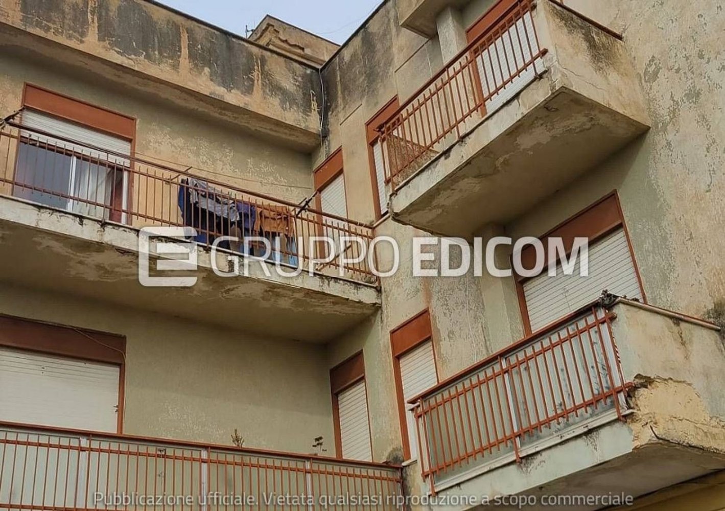 Квартира с 3 комнатами в Кампобелло ди Мадзара, Италия № 176384