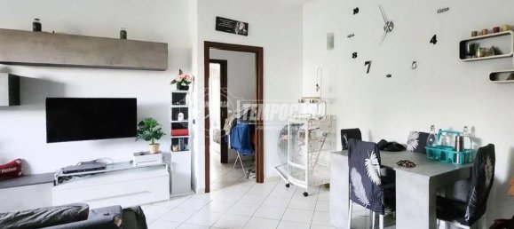 2 bedrooms Apartment in Mediglia, Italy No. 360682 2