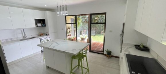 Casa T4 em Santa Ana, Costa Rica N.º 1005 5