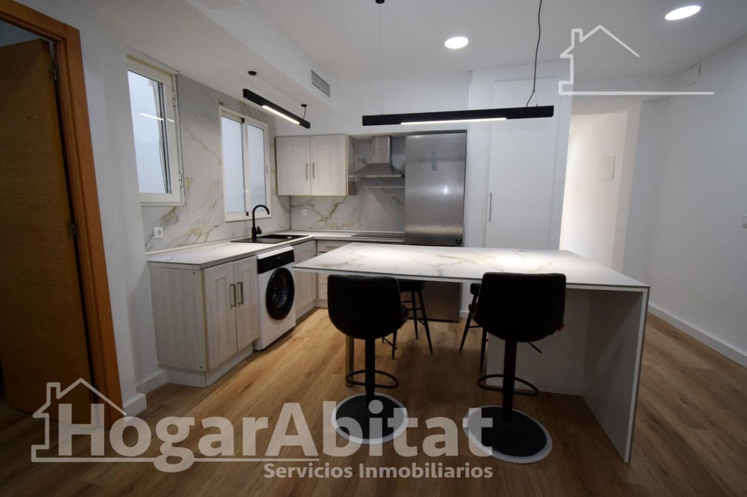 4 chambres Appartement à Valencia, Spain No. 261406