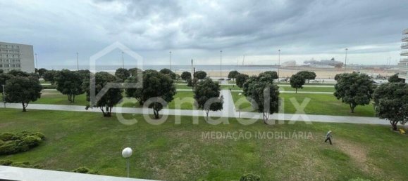 4 غرف نوم شقة في Matosinhos, Portugal رقم 125657 26