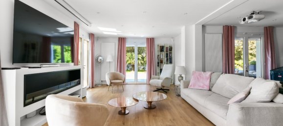 8 bedrooms Castles in Saint-Paul-les-Dax, France No. 298773 3