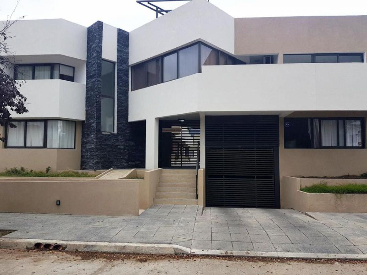 Estudio en Córdoba, Argentina No. 4080